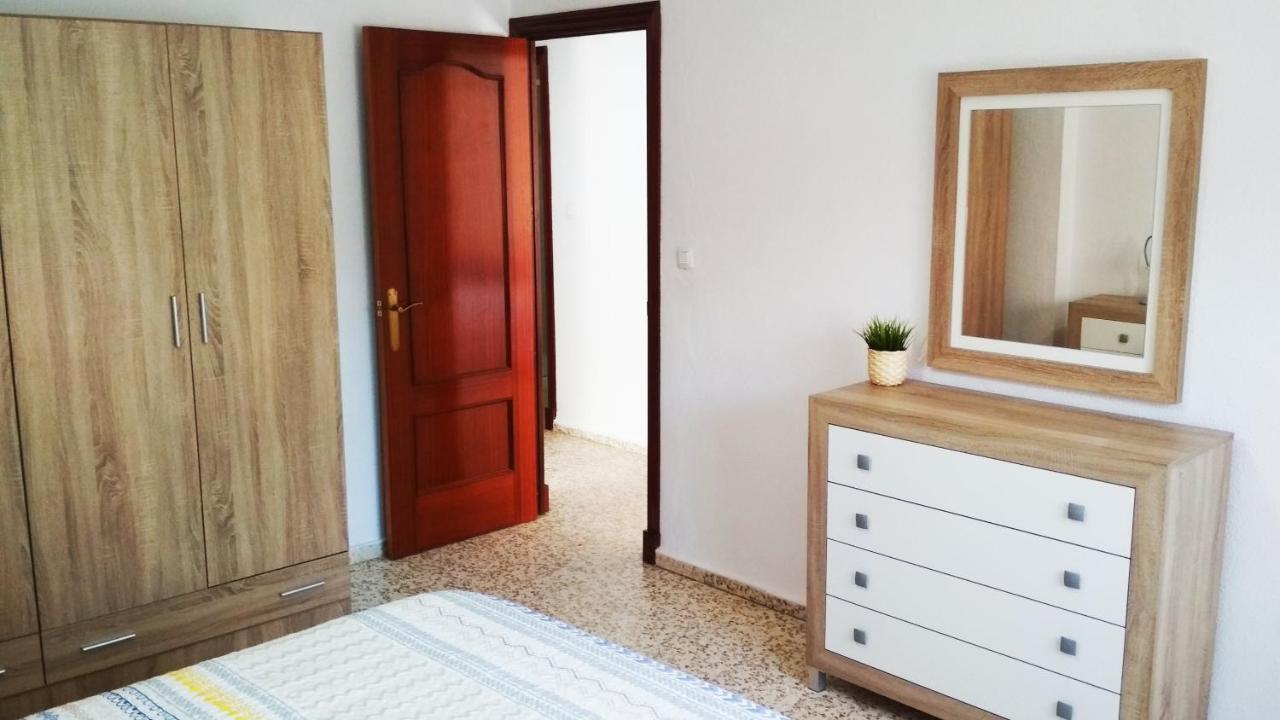 Apartamento Villa De Rota - Vista Mar, 135M2, Terraza, Sat Tv Y Mas 外观 照片